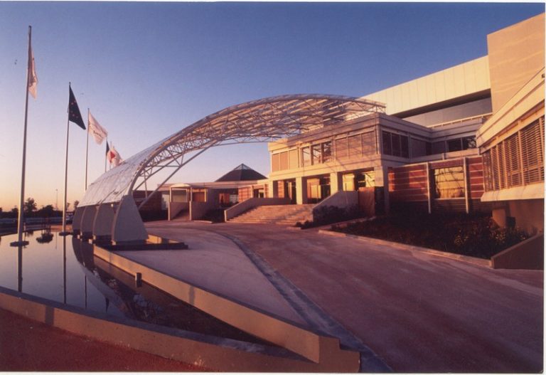 l fld91 auvent 768x527