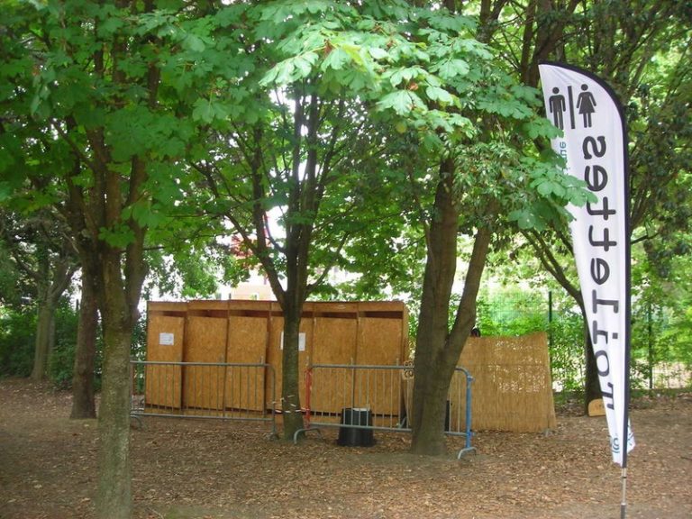 l fld91 dscn3651 parc toilettes montees br 768x576